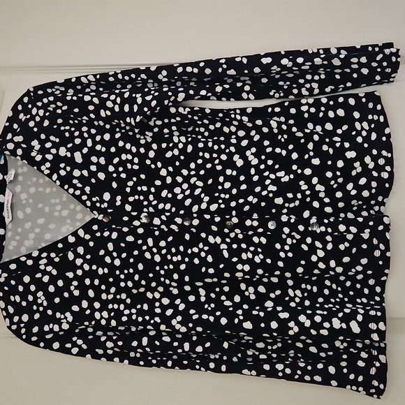 Isaac Mizrahi Black and White Polka Dot Sweater - Picture 1 of 4